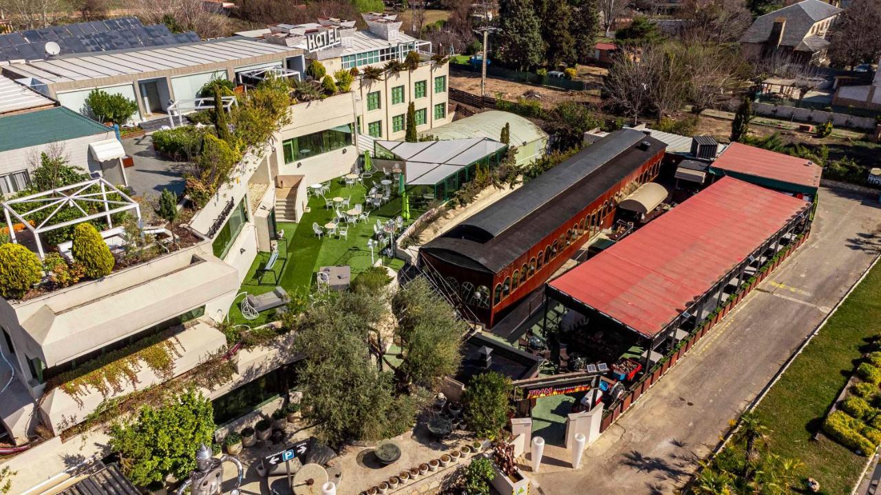 Nastasi Hotel & Spa Лерида Екстериор снимка