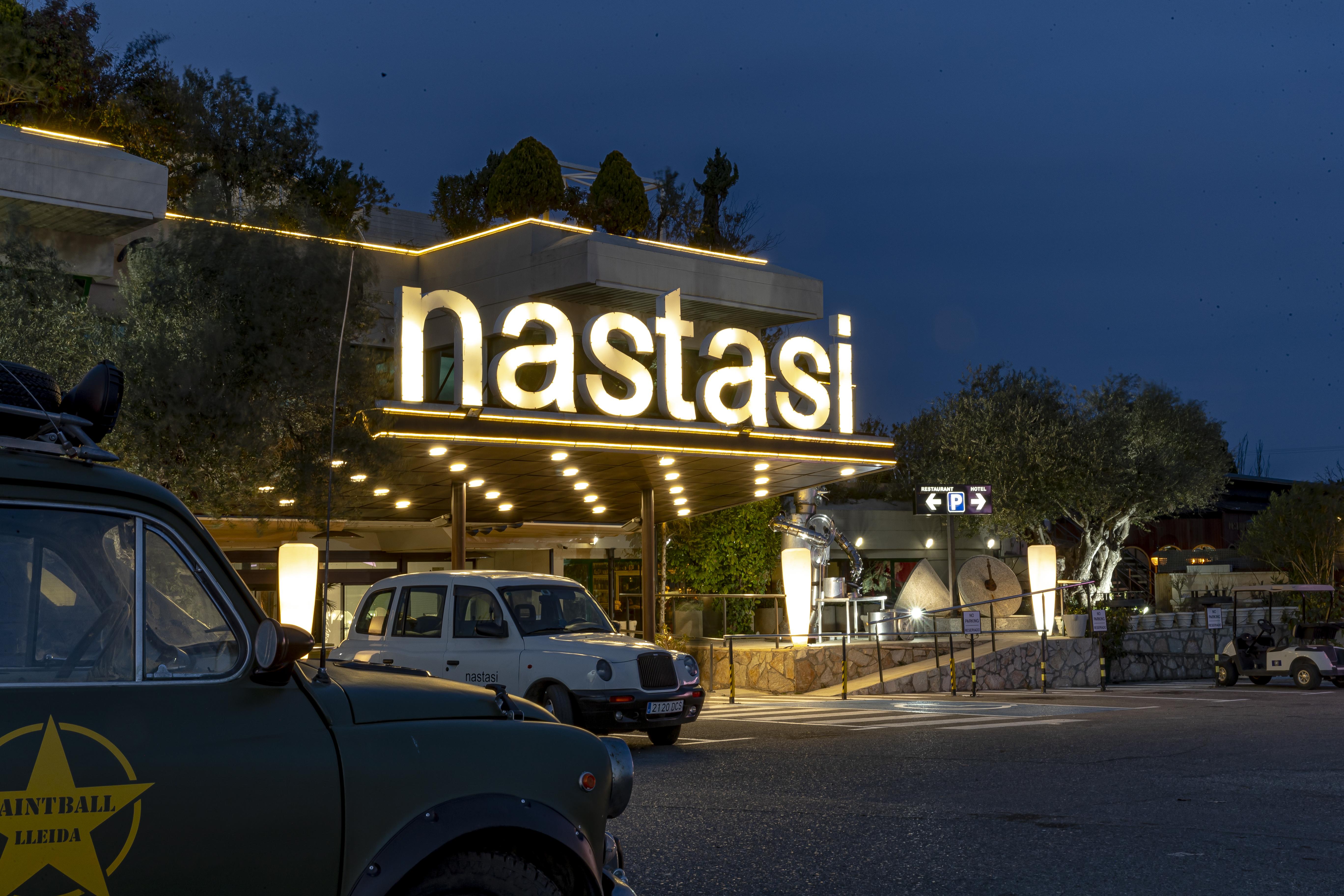Nastasi Hotel & Spa Лерида Екстериор снимка
