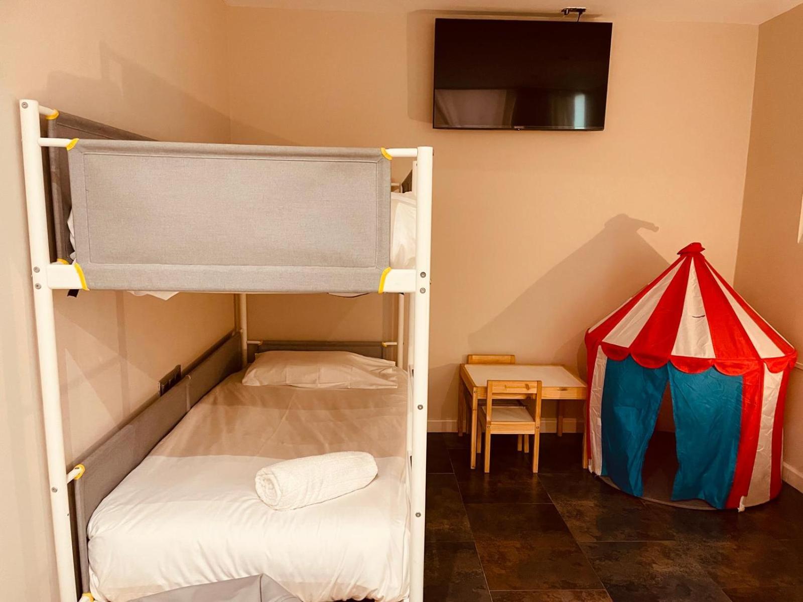 Nastasi Hotel & Spa Лерида Екстериор снимка